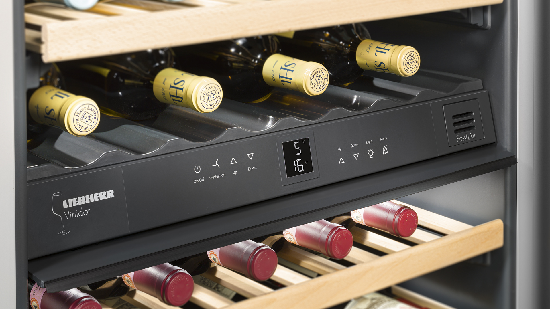 水井坊 Liebherr UWKES1752 | 46 Bottle Single Zone Wine Cooler